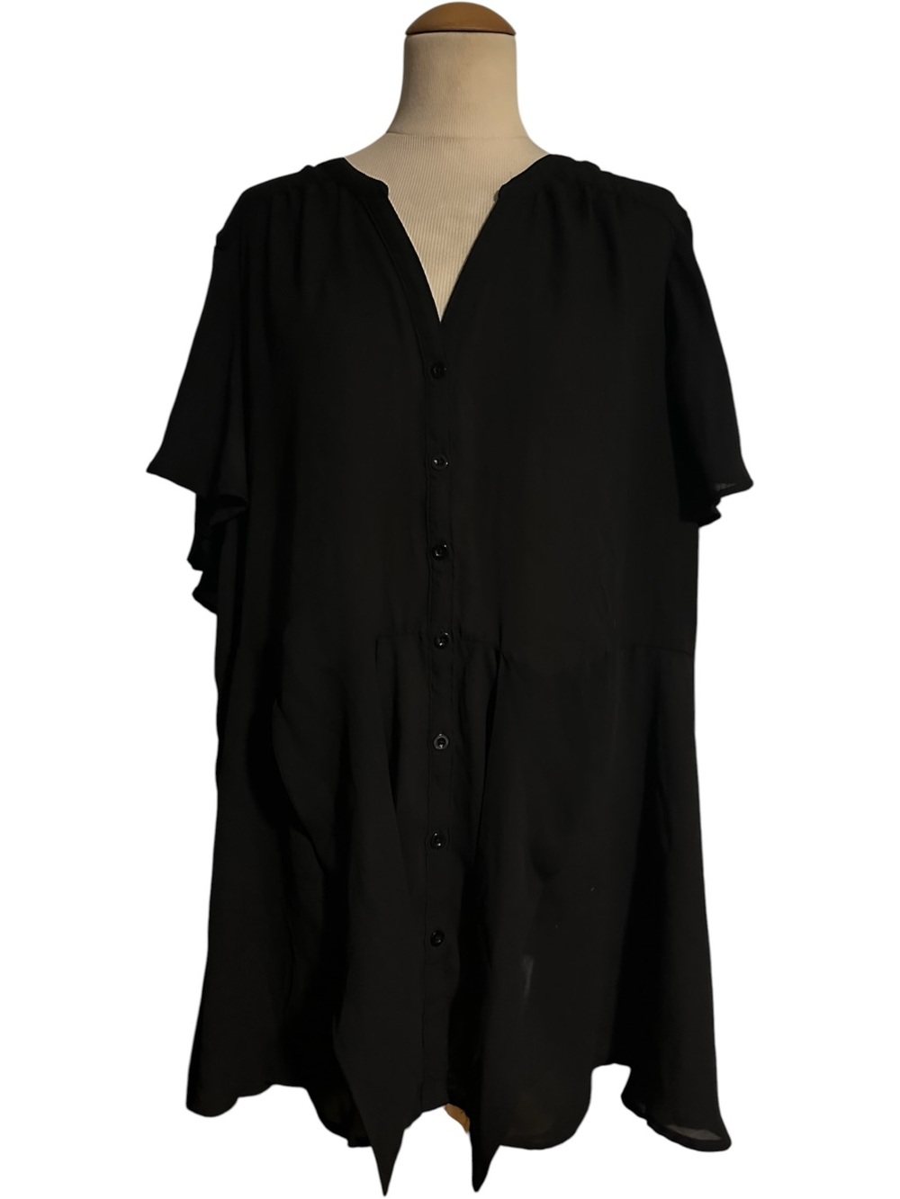 Torrid Button-Front Flowing Tunic Top Black Size 4X